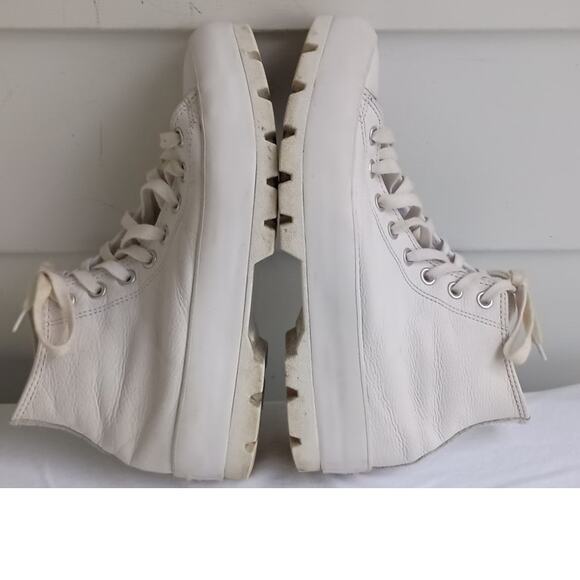 Converse Chuck Taylor  Lug White Leather Hi Top Women's Size 9 - Picture 9 of 12